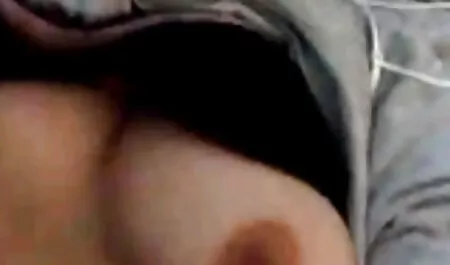 Нощното пътуване с непознат се превръща bezplatno porno klipove в секс