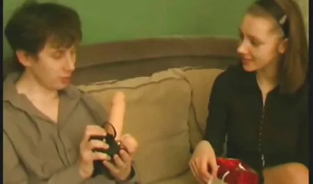 срещнах porno vazrasni едно момиче по пътя със стареца и го поканих.