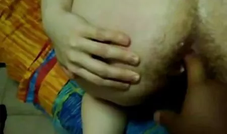 Красиво porno klipove hd момиче опитен човек