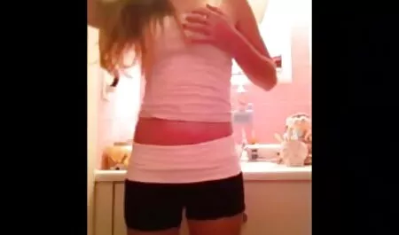 Съпругата му доказа, че могат да очароват всеки lizbiiki porno мъж