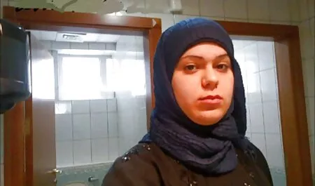 Отидете в porno lesbiiki гората и шибан с крава