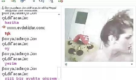 Мащехата ххх клипове му Харди говори на приятелката си с мащехата си.