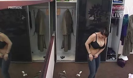 Чугунен lizane porno печат на учениците в апартамента