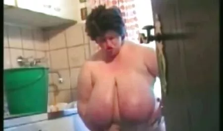 Половината от мен благодаря, че ми помогнахте porno jensko praznene да правя секс.